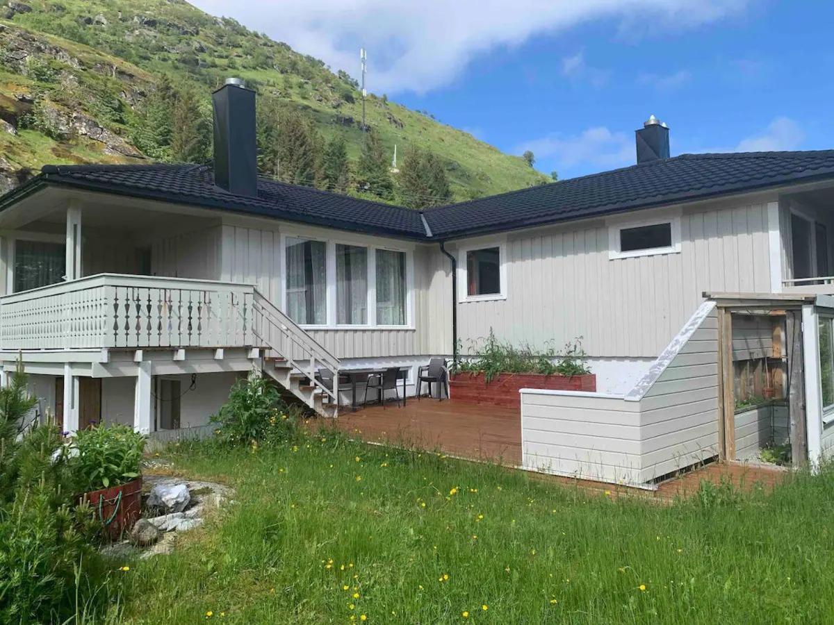 Big House In Amazing Napp, Lofoten Bagian luar foto